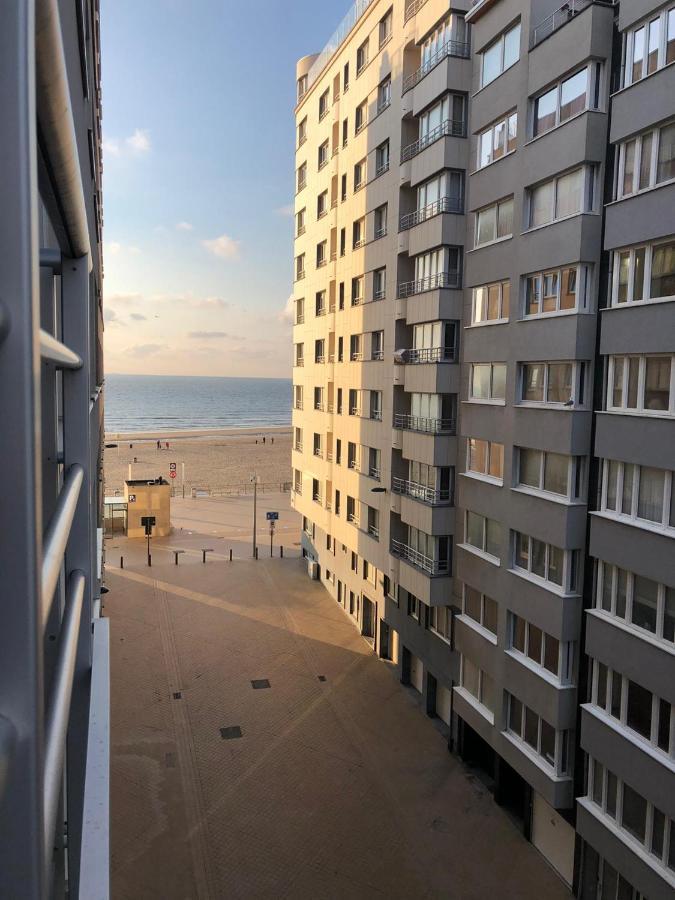 Portofino - Luxe Appartement Met Lateraal Zeezicht Остенде Экстерьер фото
