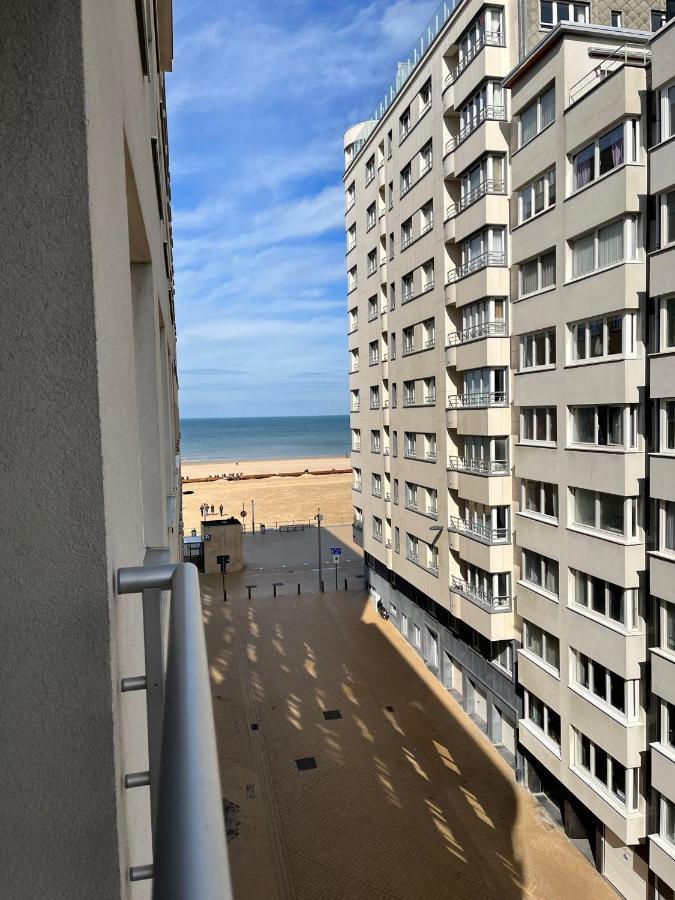 Portofino - Luxe Appartement Met Lateraal Zeezicht Остенде Экстерьер фото
